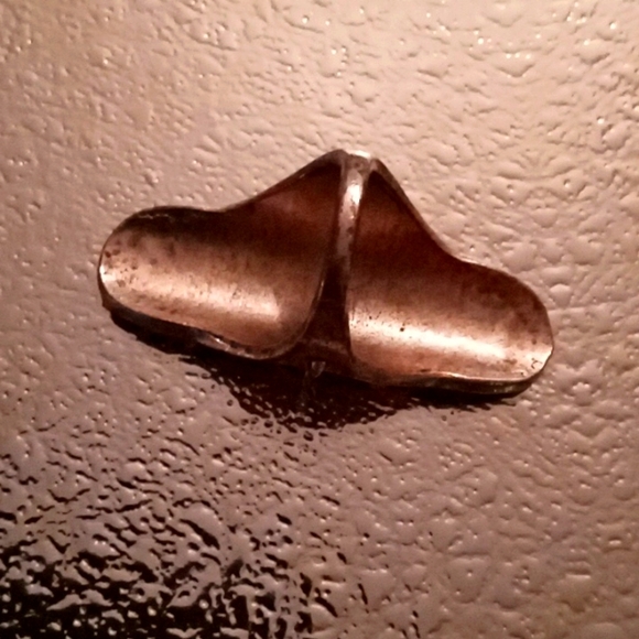 Ring - Picture 2 of 2